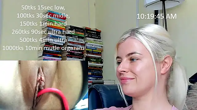 Snapshot of queenofthenighttt chatting on May 25, 2026, 8:20 am queenofthenighttt online show from May 25, 2026, 8:20 am