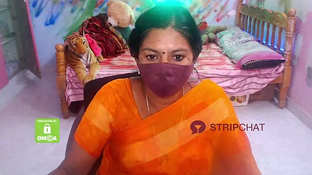 Snapshot of Novapol chatting on December 14, 2024, 12:44 pm Novapol online show from December 14, 2024, 12:44 pm