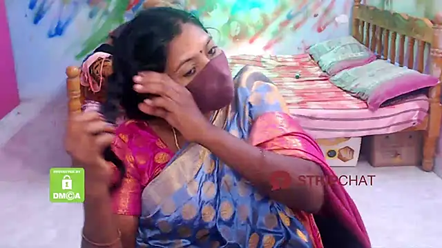 Snapshot of Novapol chatting on December 28, 2024, 12:45 pm Novapol online show from December 28, 2024, 12:45 pm