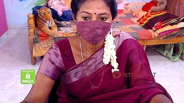 Snapshot of Novapol chatting on March 16, 2025, 6:42 am Novapol online show from March 16, 2025, 6:42 am