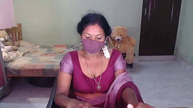 Snapshot of Novapol chatting on June 14, 2026, 5:59 pm Novapol online show from June 14, 2026, 5:59 pm