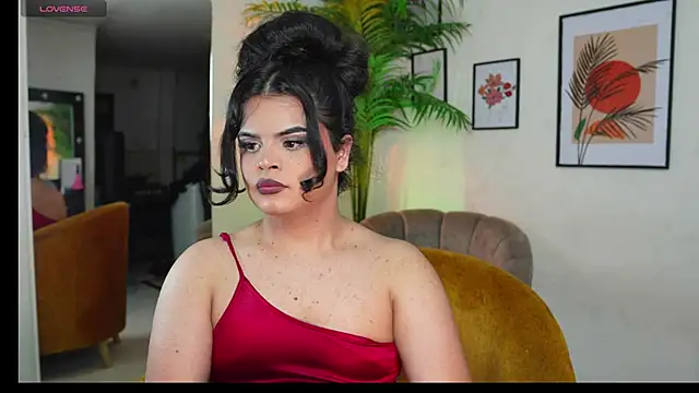 artechloe online show from March 13, 2025, 9:37 pm