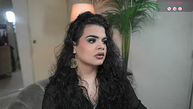 artechloe online show from September 28, 2025, 11:32 pm