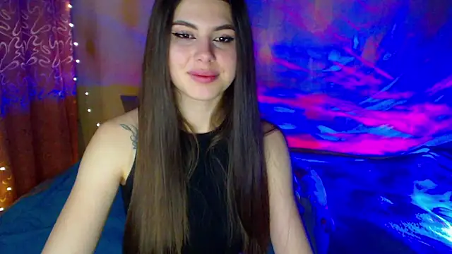 ViollinaLove online show from January 21, 2025, 9:15 pm