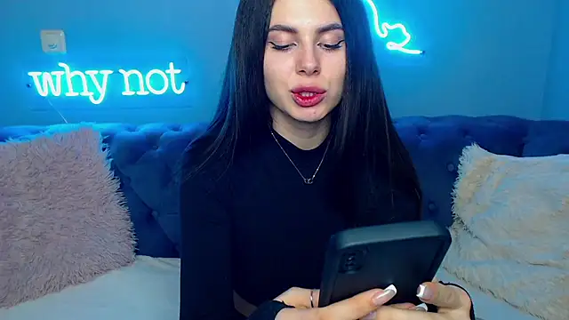 ViollinaLove online show from January 25, 2025, 2:03 pm