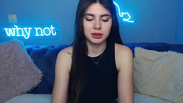 ViollinaLove online show from February 9, 2025, 11:47 am