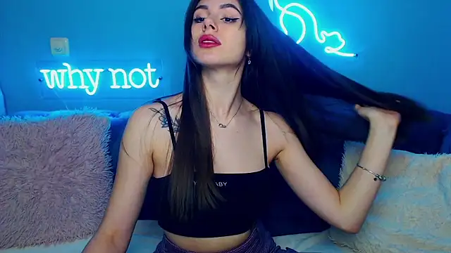 ViollinaLove online show from February 11, 2025, 5:47 am