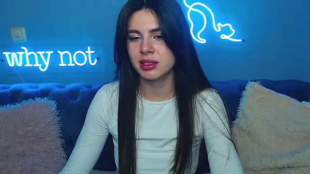 ViollinaLove online show from March 22, 2025, 5:52 pm