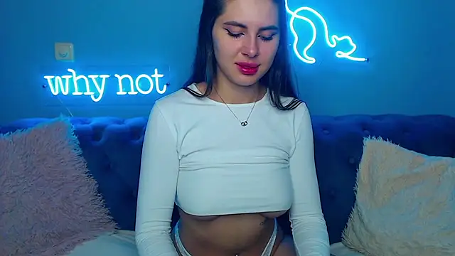 ViollinaLove online show from September 21, 2025, 4:47 am