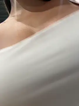 Snapshot of Hall_16 chatting on February 28, 2026, 9:16 pm Hall 16 online show from February 28, 2026, 9:16 pm