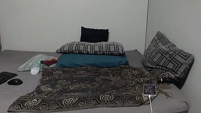 Snapshot of ANGELINE600 chatting on October 28, 2025, 9:28 pm ANGELINE600 online show from October 28, 2025, 9:28 pm