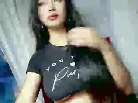 Snapshot of XXsexylongcockXX chatting on November 9, 2025, 10:41 pm XXsexylongcockXX online show from November 9, 2025, 10:41 pm