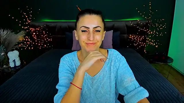 Rebecca Diamond online show from November 20, 2025, 6:35 am