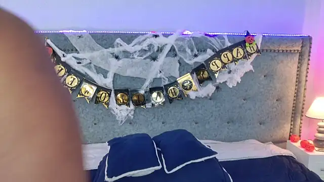 JackyNorris online show from October 26, 2025, 11:49 am