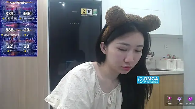 Asiagirll online show from April 8, 2026, 12:49 pm