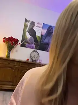 Cute-Alice online show from March 14, 2025, 10:05 pm