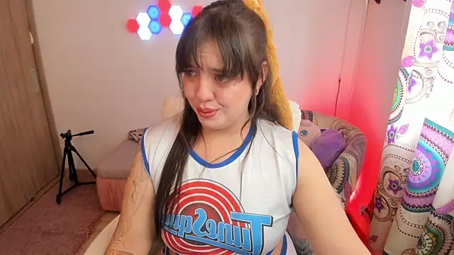 sophia grants online show from November 2, 2025, 11:45 am