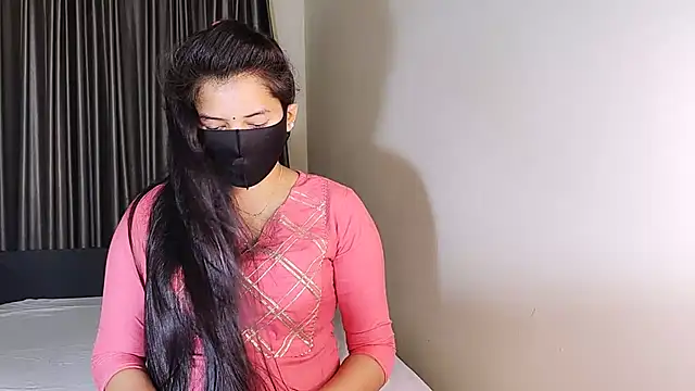 Snapshot of YourLovelyQueen chatting on February 11, 2025, 7:54 am YourLovelyQueen online show from February 11, 2025, 7:54 am