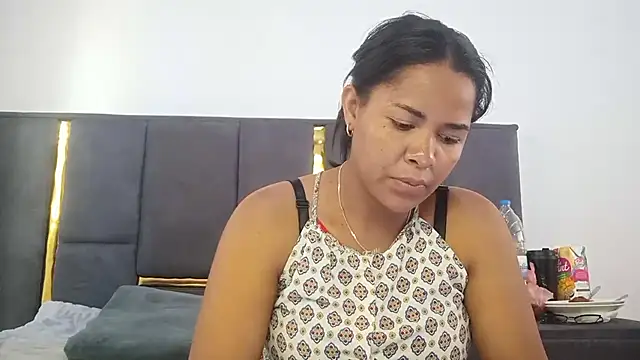 aleixane online show from February 17, 2026, 7:05 am