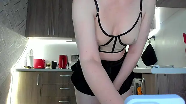 EvaBarsa  online show from September 19, 2025, 2:35 am