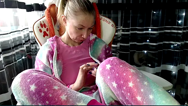 cold lollipop online show from February 19, 2026, 7:26 am