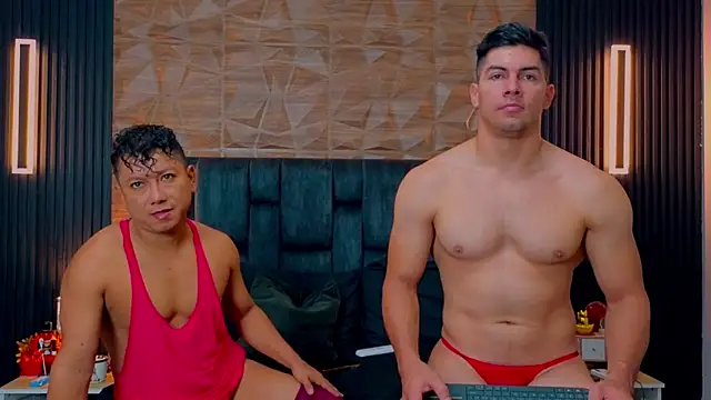 Snapshot of FelipeAndMarcello3 chatting on October 8, 2025, 2:14 pm FelipeAndMarcello3 online show from October 8, 2025, 2:14 pm