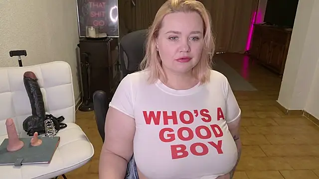 MargotGrey online show from April 10, 2026, 10:09 am