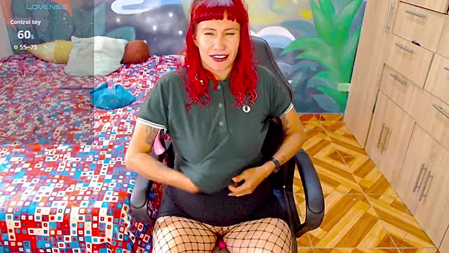 Eimy lorens online show from November 7, 2025, 7:25 pm