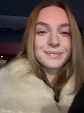 -AngelAri- online show from December 6, 2024, 6:28 pm