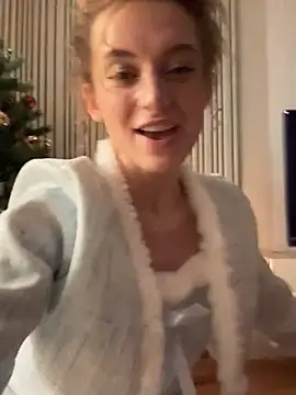 -AngelAri- online show from December 24, 2024, 6:06 pm