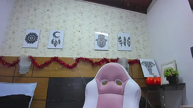 mssburbuja online show from January 8, 2025, 3:08 am