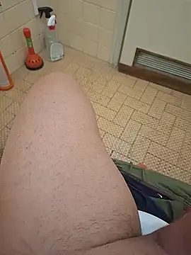 Frossi94 online show from December 3, 2025, 3:43 pm