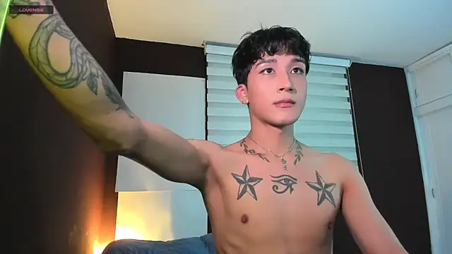 tom Howard online show from April 14, 2026, 1:11 am