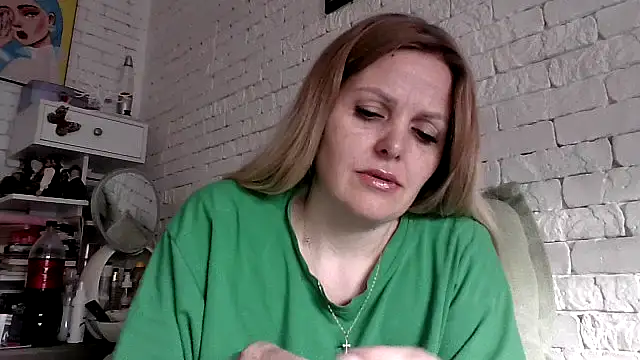 Angel girllovemy online show from February 1, 2026, 7:29 am