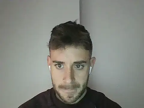 vargas90 online show from March 3, 2025, 9:33 am