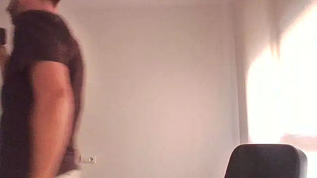 vargas90 online show from October 16, 2025, 9:32 am