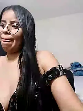 charlotte moineau online show from December 27, 2024, 2:04 am