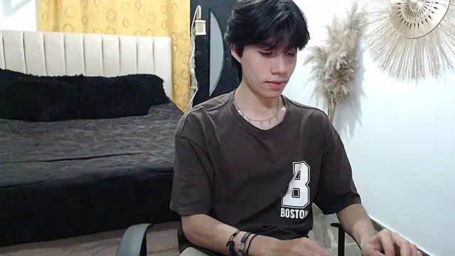 Snapshot of Elio-cam chatting on May 27, 2026, 2:30 am Elio-cam online show from May 27, 2026, 2:30 am