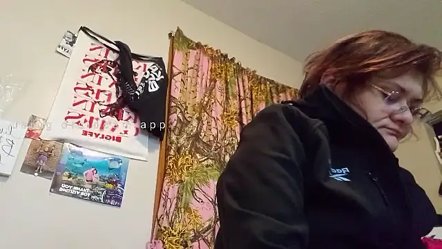 Snapshot of Deepsounding8585 chatting on January 10, 2026, 5:42 am Deepsounding8585 online show from January 10, 2026, 5:42 am