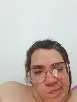 karlythothxh online show from October 21, 2025, 3:13 pm