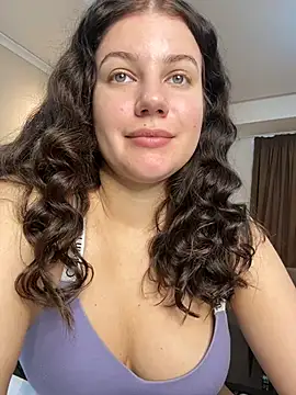 Snapshot of likaxxx chatting on December 13, 2024, 12:06 pm likaxxx online show from December 13, 2024, 12:06 pm