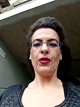 Snapshot of RebeccaNoble chatting on April 18, 2026, 1:04 pm RebeccaNoble online show from April 18, 2026, 1:04 pm