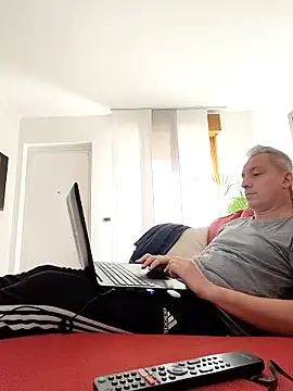 Snapshot of Markus_bst chatting on February 22, 2026, 12:58 pm Markus bst online show from February 22, 2026, 12:58 pm