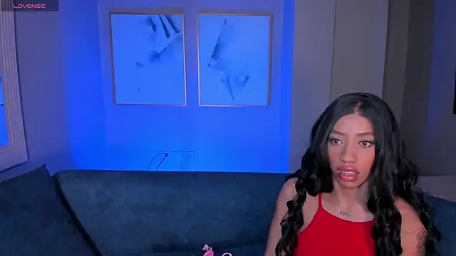 LindseyCox online show from January 13, 2025, 1:34 am
