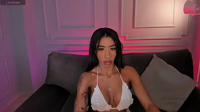 LindseyCox online show from October 11, 2025, 4:33 am