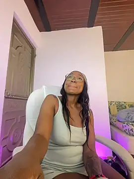 Snapshot of missylsy chatting on July 25, 2026, 2:31 am missylsy online show from July 25, 2026, 2:31 am
