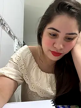 Snapshot of Biancarockefeller chatting on December 4, 2024, 1:47 am Biancarockefeller online show from December 4, 2024, 1:47 am