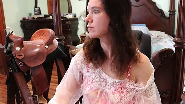 thornburyrose online show from March 14, 2025, 8:06 pm