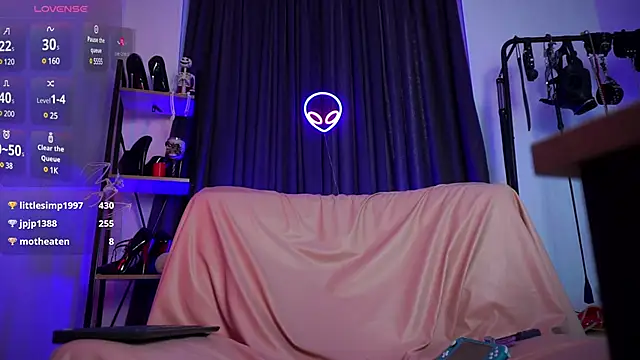 CyberXGoddess online show from December 5, 2024, 7:16 am