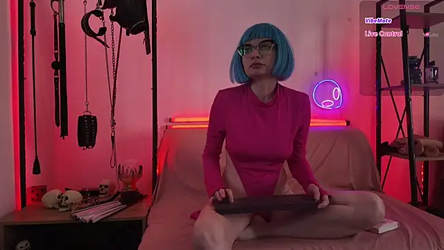 CyberXGoddess online show from May 11, 2026, 5:57 am